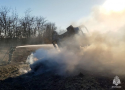Дым видели в Херсонской области: бензовоз внезапно вспыхнул на трассе «Новороссия» под Акимовкой