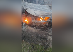 Дрон ВСУ ударил по гражданской машине в Пологах: появилось видео 