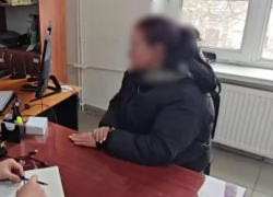 Мать троих детей обвинили в их смерти на пожаре в Приазовском