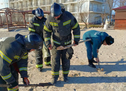 Загрязнение мазутом обнаружено на 14,5 км побережья Запорожской области