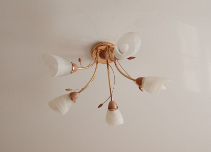 Три недели нет света в жилом доме на проспекте Богдана Хмельницкого в Мелитополе