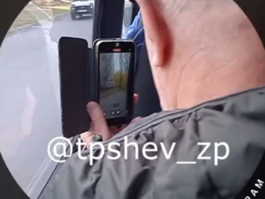 Загадочного блогера заметили в запорожской маршрутке