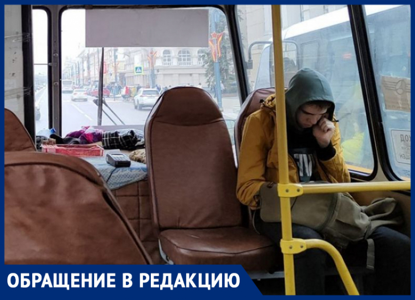Об отсутствии маршруток сообщили жители Васильевского района