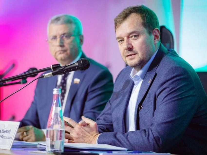 Как решить проблему 40-процентной нехватки запорожских врачей, придумал Балицкий