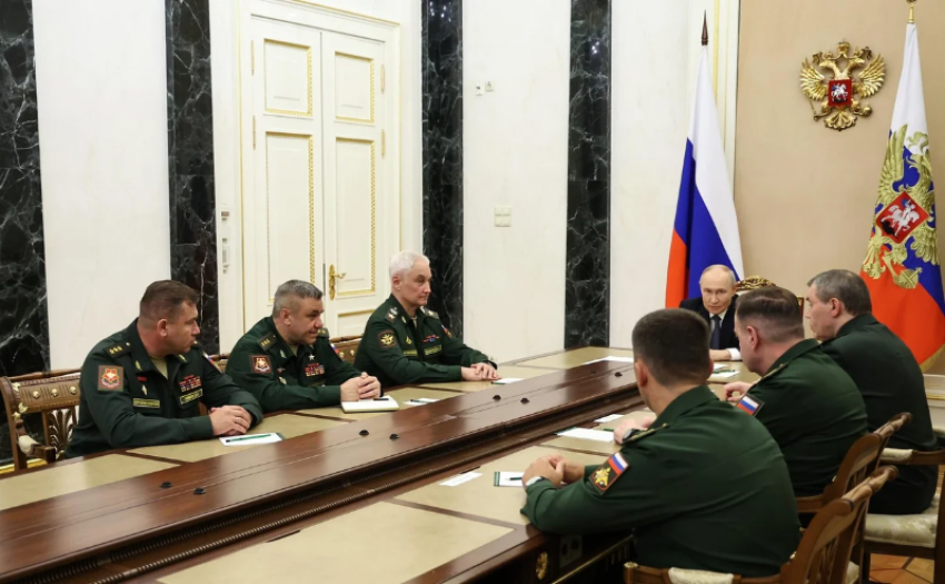 Раскрыто имя нового командующего группировки Восток, наступающей в Запорожье