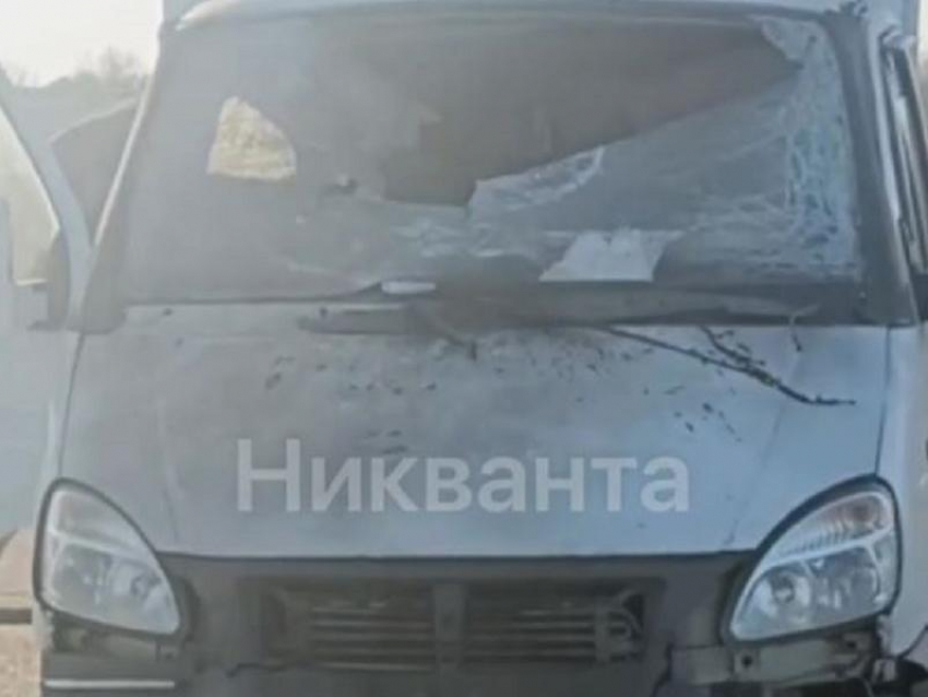 Беспилотник ударил по машине с мирными людьми в Запорожской области