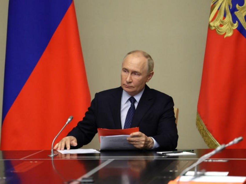 «Это безобразие»: Путин раскритиковал лимиты на льготную ипотеку в Запорожской области