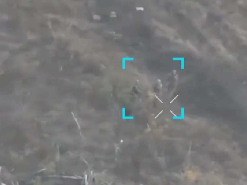 Боец ВС РФ вышел победителем из схватки с пятью боевиками ВСУ в Малой Токмачке