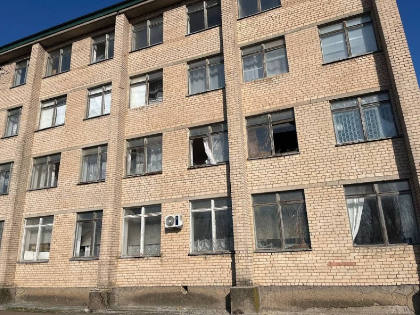 В Приморском колледже выбило окна при дроновой атаке ВСУ