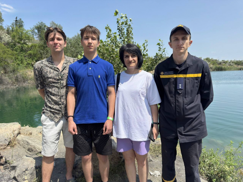 В Запорожье двое друзей спасли тонувшего 16-летнего подростка