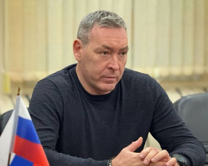 Мэр Пухов: сотрудник администрации Энергодара пострадал при ударе дрона ВСУ