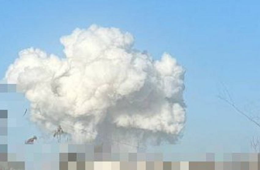 Неизвестный энергообъект загорелся после удара гиперзвуковой ракетой X-22 в Запорожье