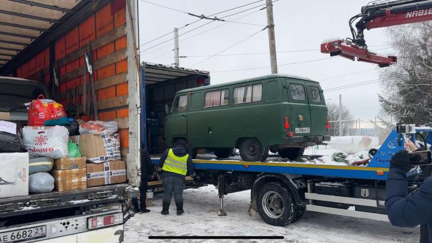 Две республики направили гуманитарную помощь бойцам Запорожского направления