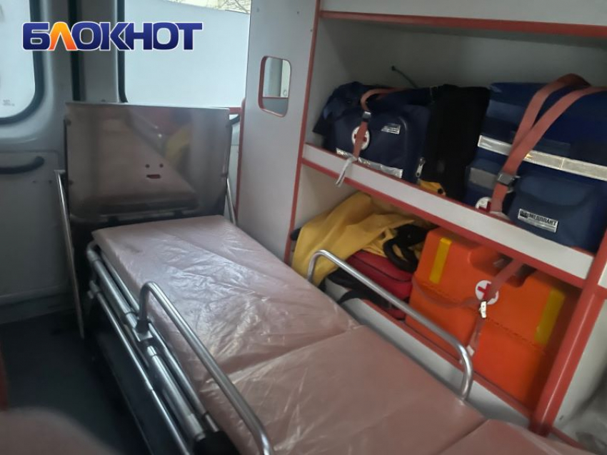 Трое работников «Почты Таврии» попали в больницу после удара ВСУ по машине близ Васильевки