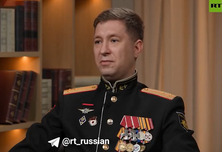 RT: лейтенант Сухенко принял командование и остановил наступление ВСУ на Работино