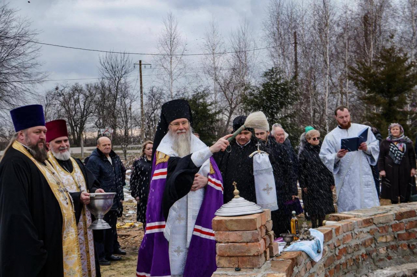 В Запорожской области заложили фундамент нового храма