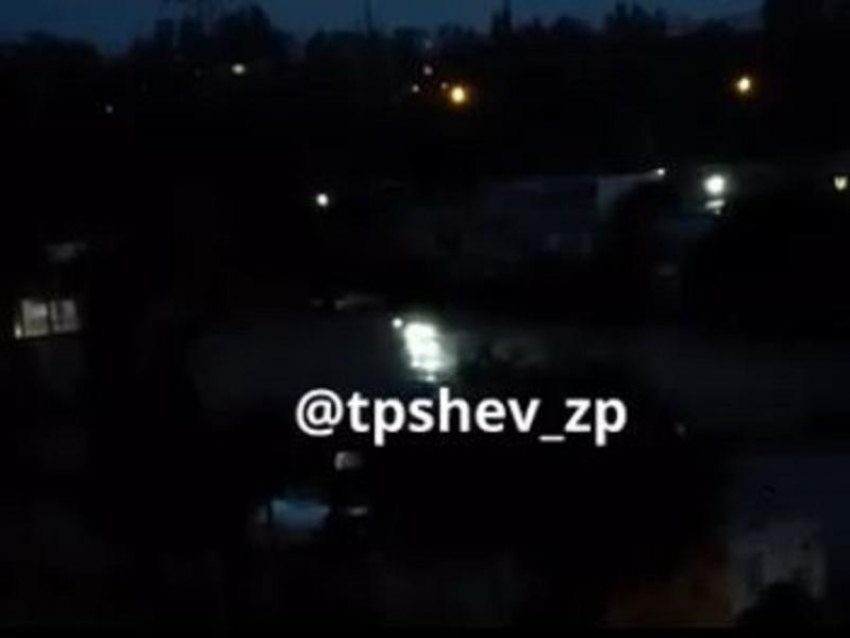 Водитель устроил дрифт и напугал запорожцев рёвом БПЛА-атаки 