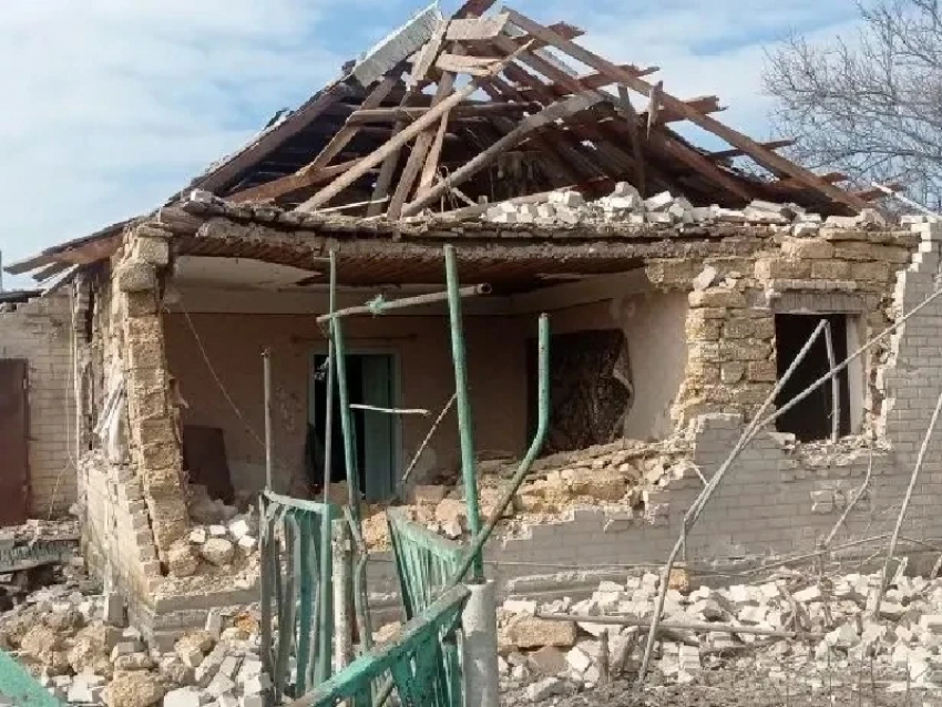 Украинские боевики убили пенсионерку и разрушили шесть домов в Михайловке