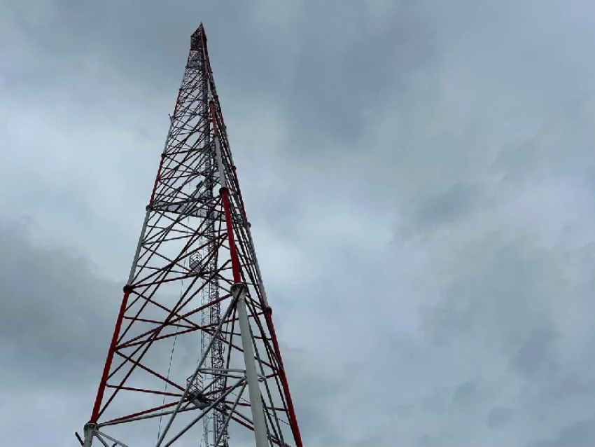 Первую в Новороссии телевышку установили в Бердянске