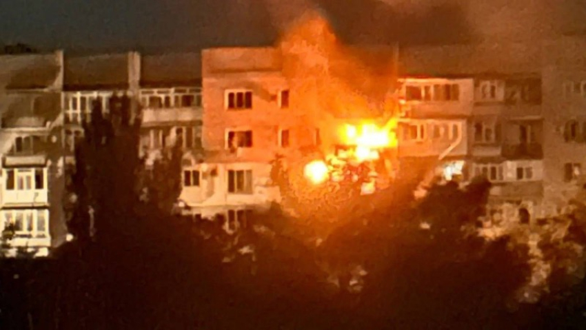 ВСУ ударили по многоэтажке в Мелитополе ночью 24 августа: есть погибший и пострадавшая