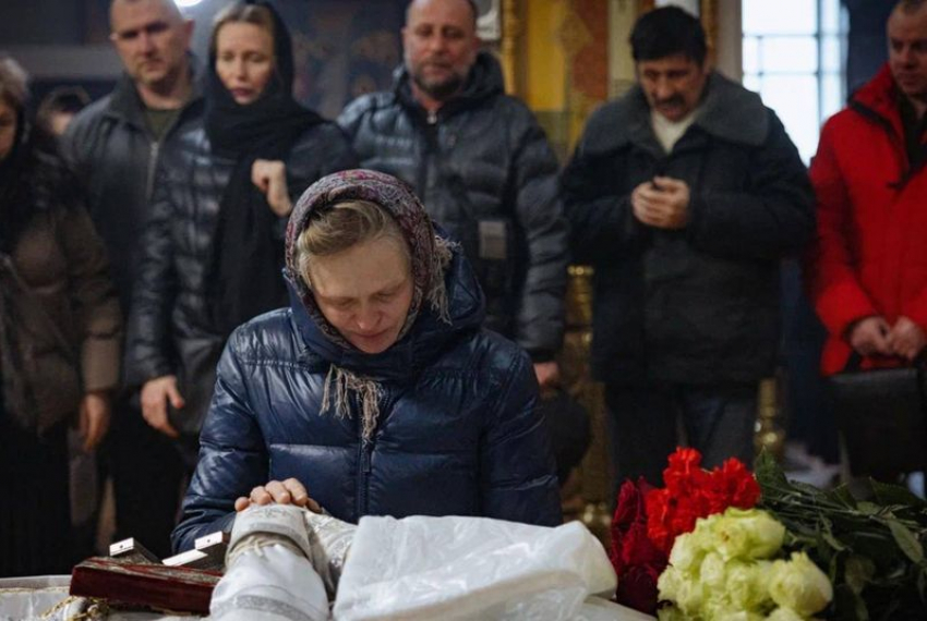 Прощание с погибшим от удара ВСУ батюшкой Сергеем Кляхиным прошло в Мелитополе