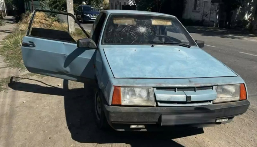 Попытка водителя «Восьмерки» дать взятку автоинспекторам попала на видео в Мелитополе
