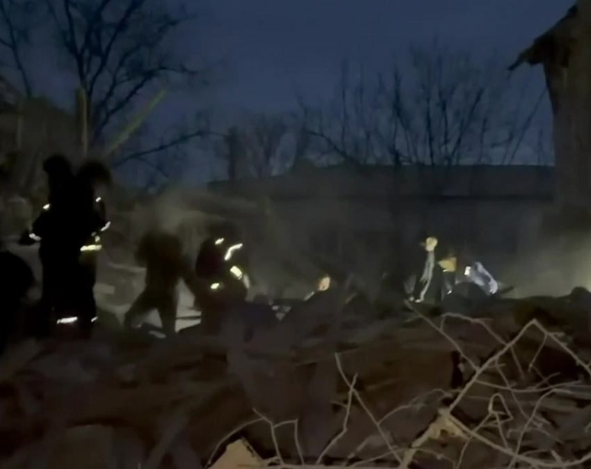 Три женщины и ребенок пострадали от удара ВСУ по двухэтажке в Васильевке