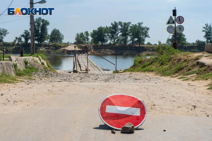 Запорожец угнал «семерку» и врезался в дорожный знак