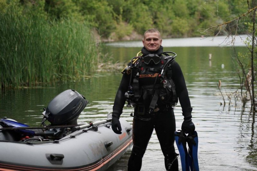 Ловил рыбу для начальства: водолаз-сапер погиб во время спуска под лед в Запорожье