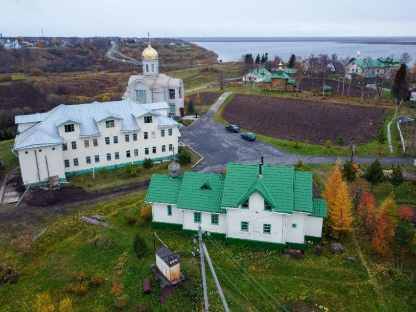 Кимаковский: ВСУ хотят обвинить Россию в подрыве женского монастыря и храмов в Терноватом