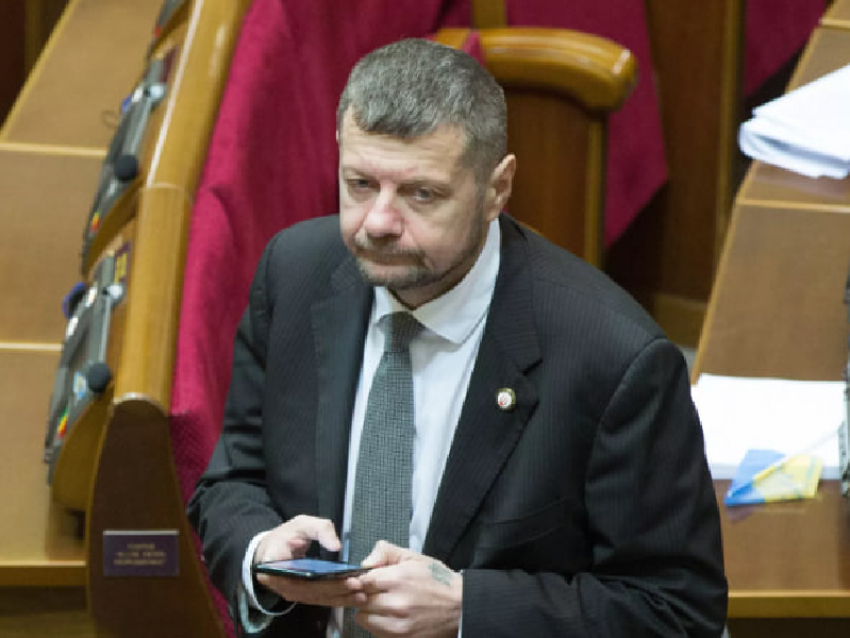 «Тикайте, хлопцы»: нацист Мосийчук призвал жителей Запорожья срочно уезжать из города