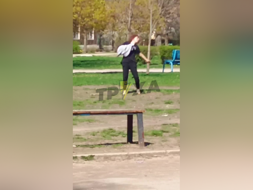 Появилось видео, как в жительницу Запорожья «вселился бес»