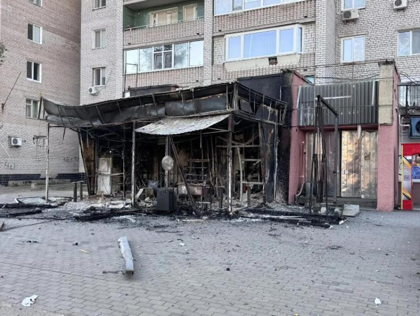 ВСУ сожгли кофейню в Энергодаре: пострадали два человека
