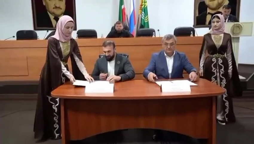 Ас-саляму алейкум: о чём договорился мэр Мелитополя Золотарев с чеченцами