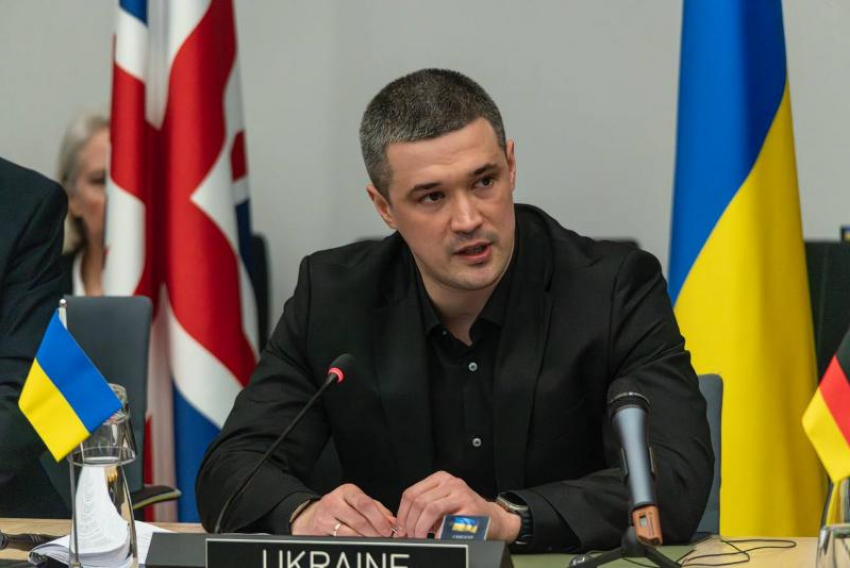 Михаил Федоров из Васильевки официально уволен с должности министра обороны Украины