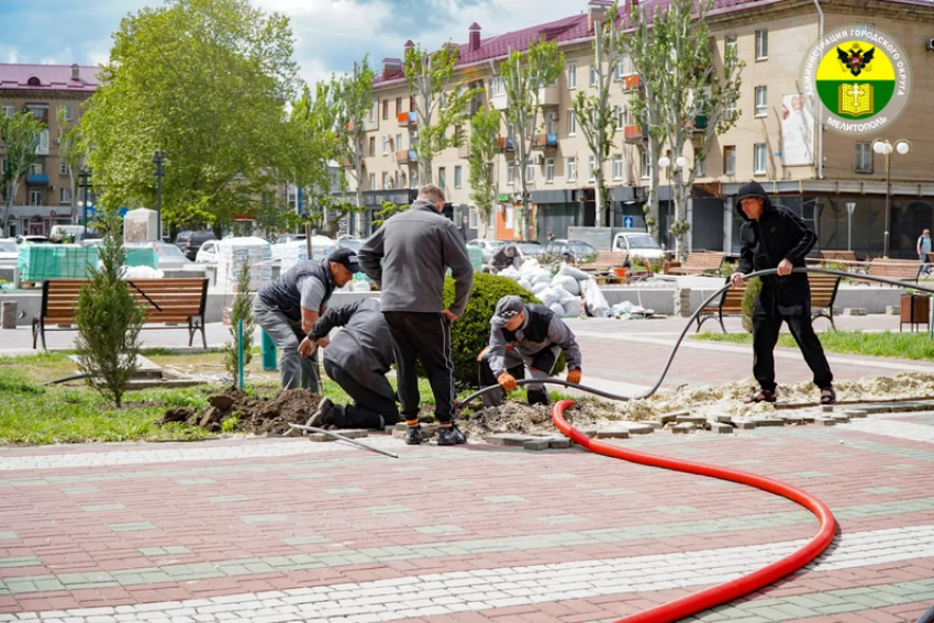 Фонтан на площади Победы готовятся запустить в Мелитополе