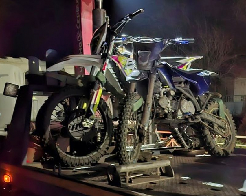 Двоих подростков на питбайках поймала полиция в Терпенье