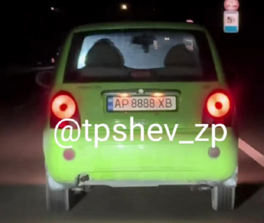 «Миндич едет»: запорожцы показали машину с дорогущими номерами