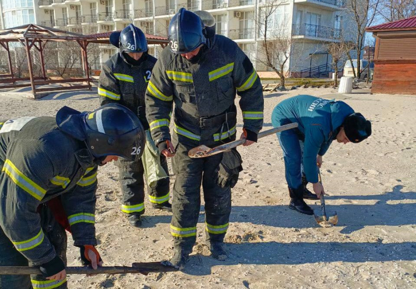 Загрязнение мазутом обнаружено на 14,5 км побережья Запорожской области